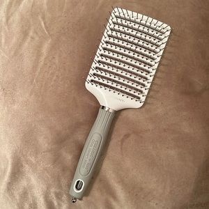 Olivia Garden Ceramic + Ion XL Pro Vent Paddle Brush